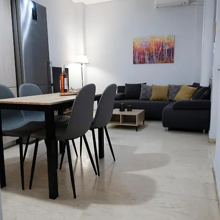 Apartment House Close To The Centre!